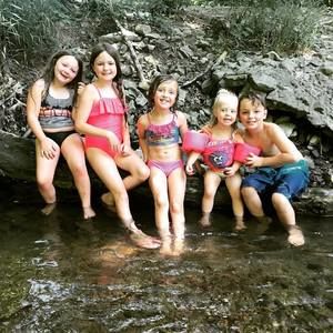 Meet your Posher, Jean